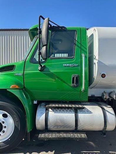 Used 2008 INTERNATIONAL DURASTAR 4300