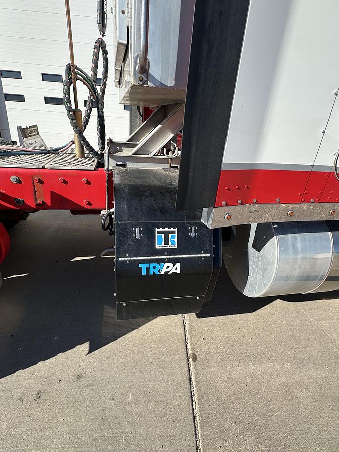 Used 2019 Kenworth W900