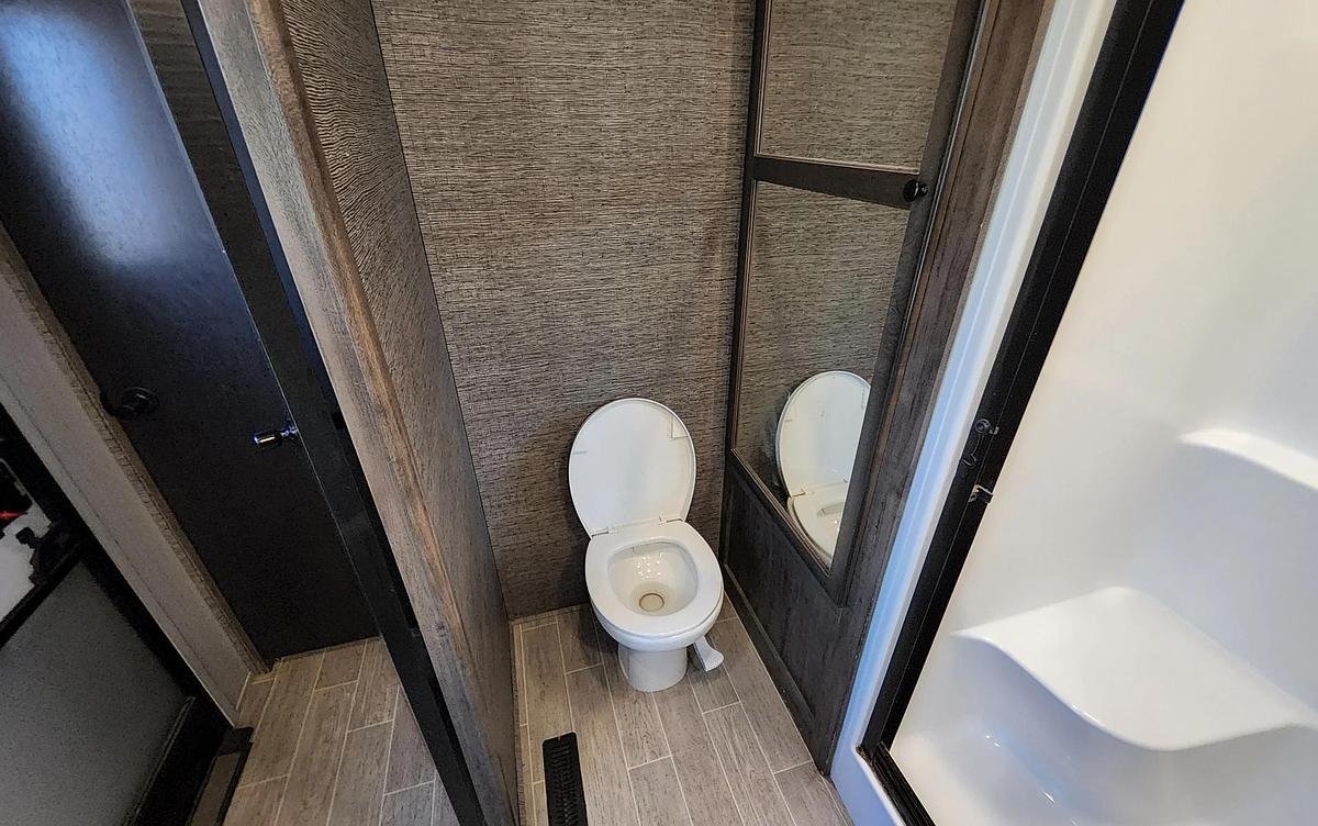 Used 2020 Heartland Bighorn Traveler 38FL Fifth Wheel