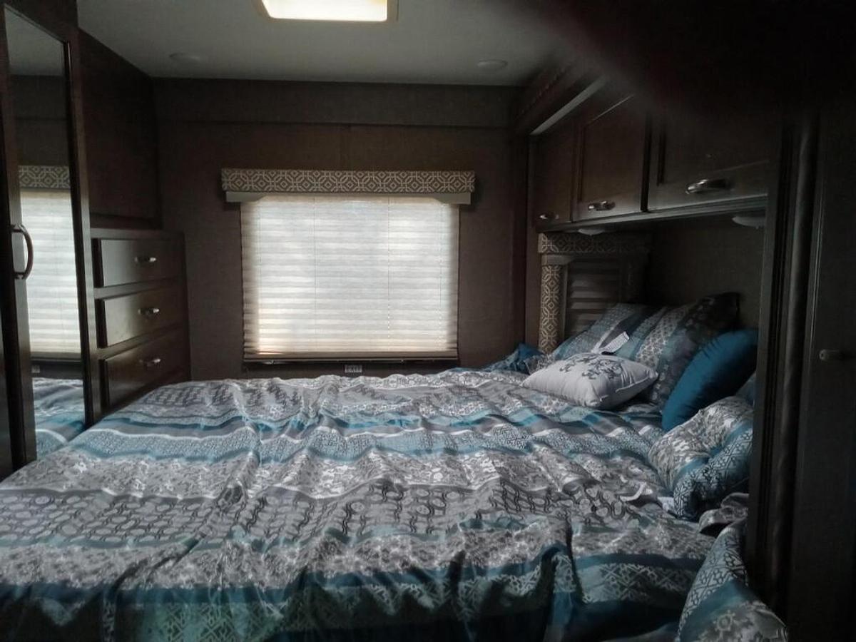 Used 2017 Thor Motor Coach Freedom Elite 29FE Class C Motorhome