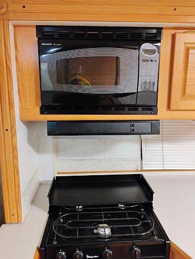 Used 2001 Itasca Sunrise 30W