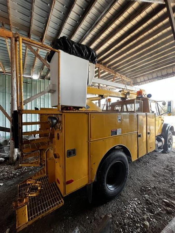Used 1990 International Bucket Truck