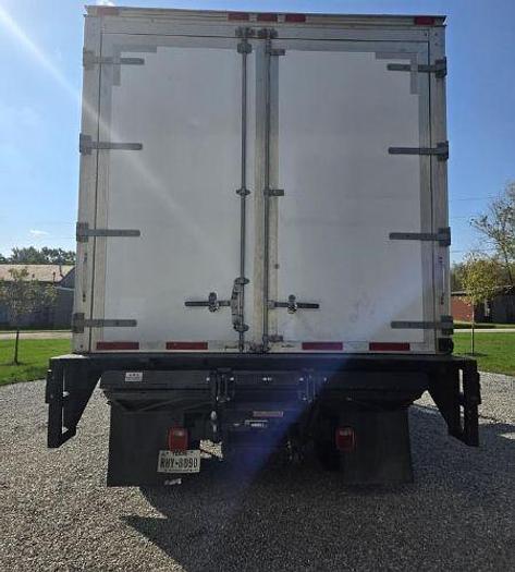 Used 2019 Freightliner Business Class M2 106