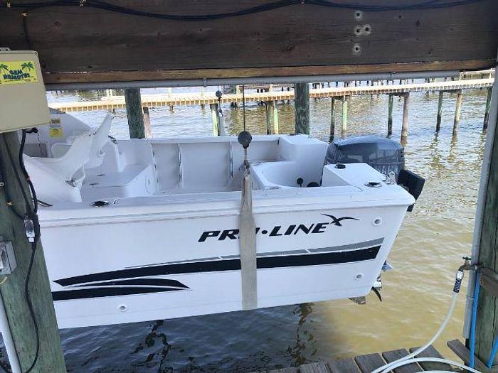 Used 2001 Pro Line 20 ft Walk Around