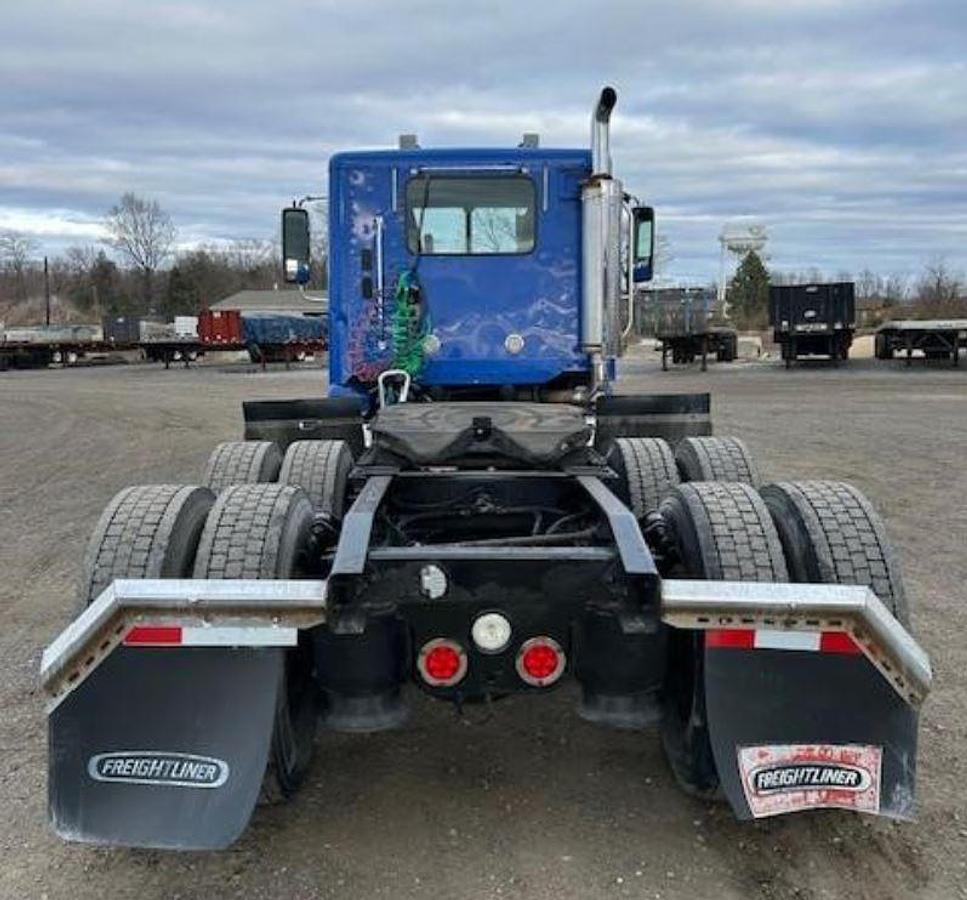 Used 2017 Freightliner Columbia 120