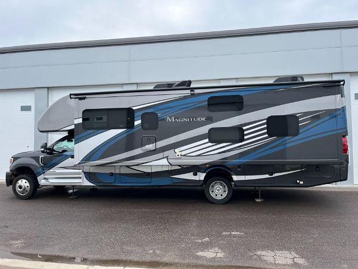 Used 2021 Thor Motor Coach Magnitude RB34