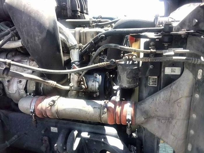 Used 2018 Western Star 5700XE Sleeper Semi