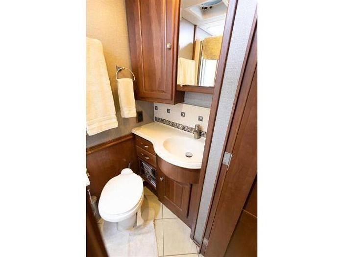 Used 2013 Itasca Meridian 36M