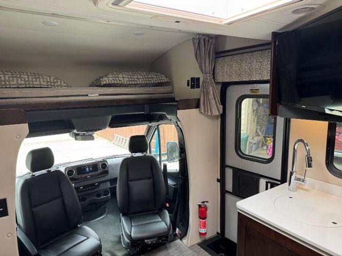 Used 2022 Renegade Vienna 25RMC