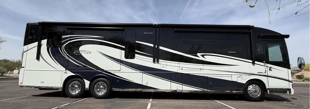 Used 2015 Winnebago Itasca Ellipse 42HD