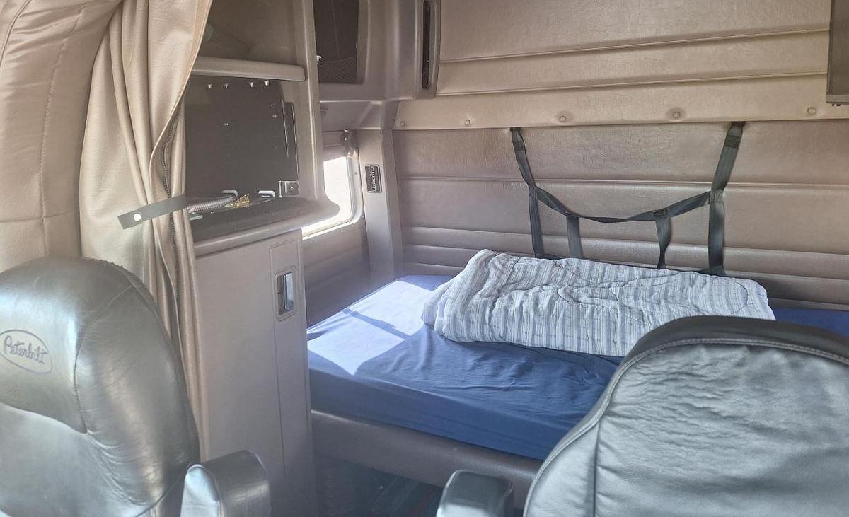 Used 2018 Peterbilt 389