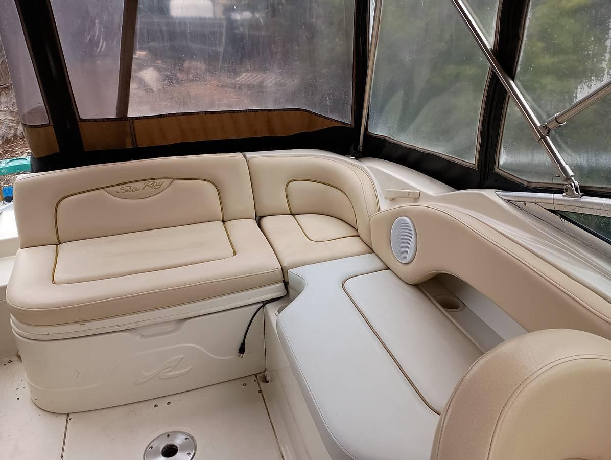 Used 2002 Sea Ray 270