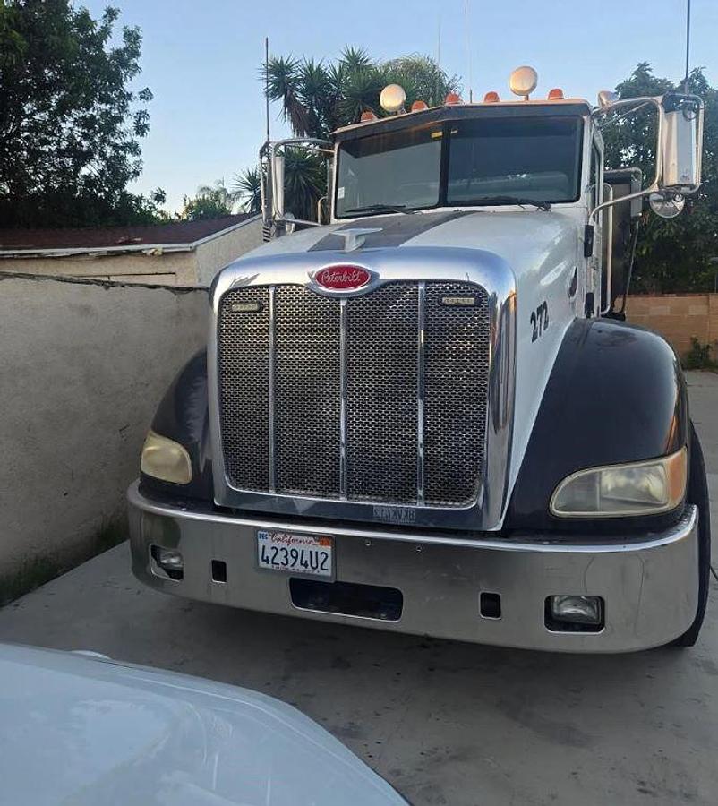 Used 2013 Peterbilt 386 Dump Truck