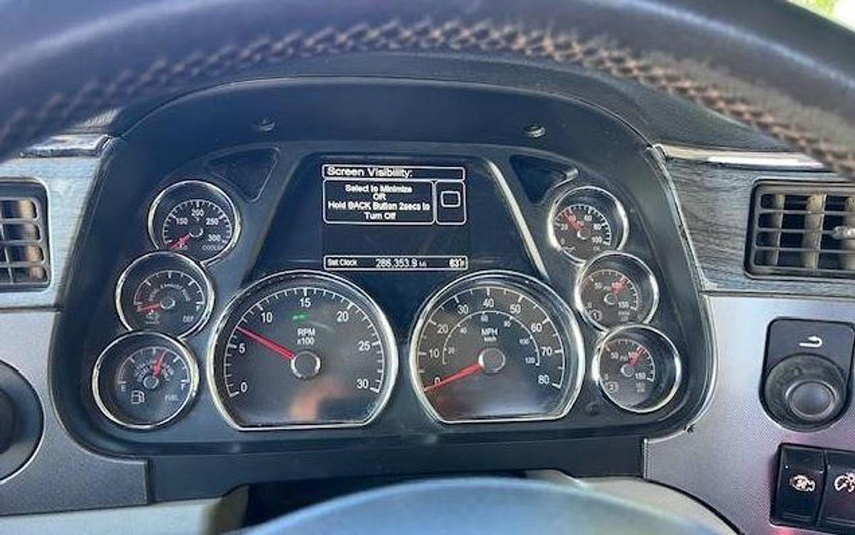 Used 2020 PETERBILT 567 Day Cab