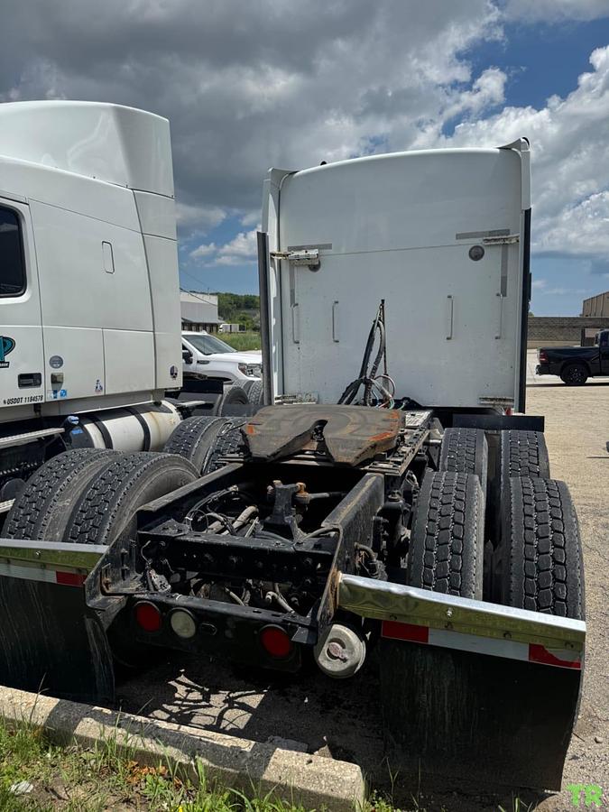 Used 2001 Kenworth W900