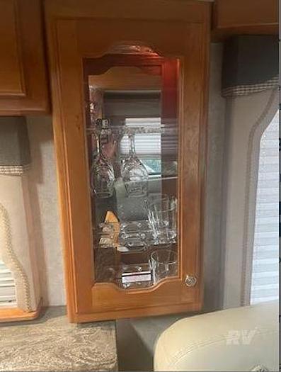 Used 2004 Country Coach Intrigue Montage