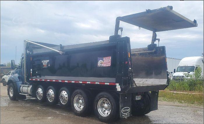 Used 2022 KENWORTH T880 Dump Truck