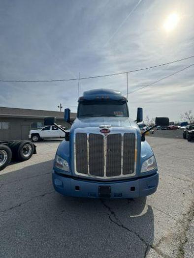 Used 2019 Peterbilt 579