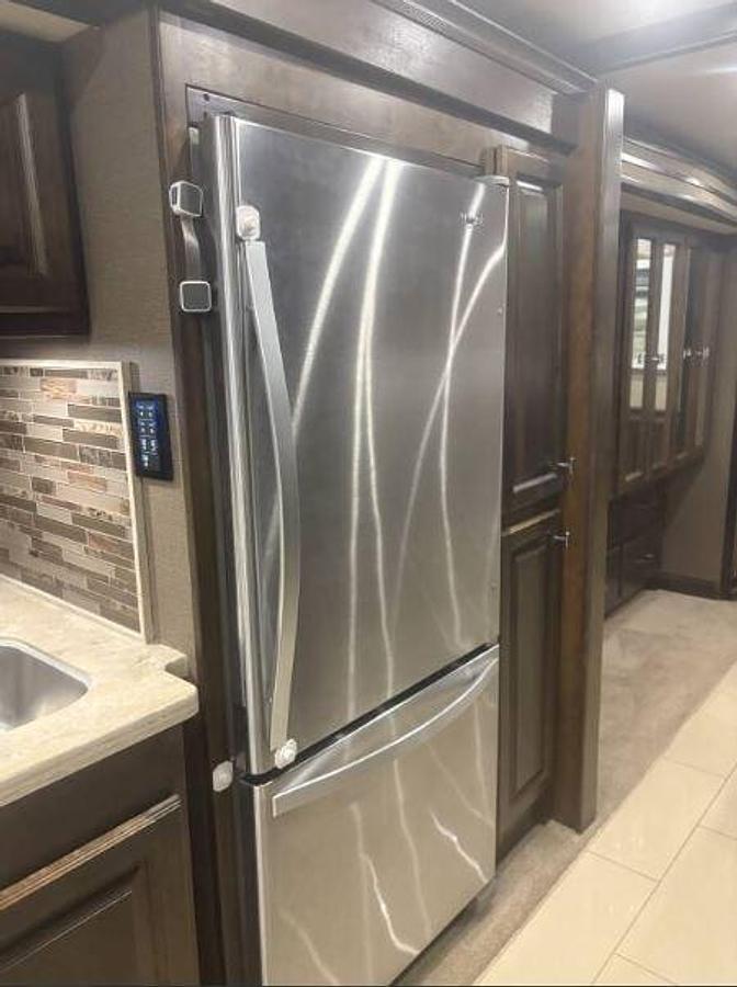 Used 2019 Tiffin Motorhomes Allegro Red 37 BA Class A Motorhome