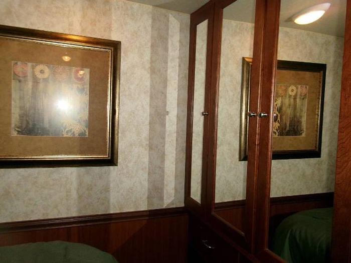 Used 2010 Winnebago SIGHTSEER 33C