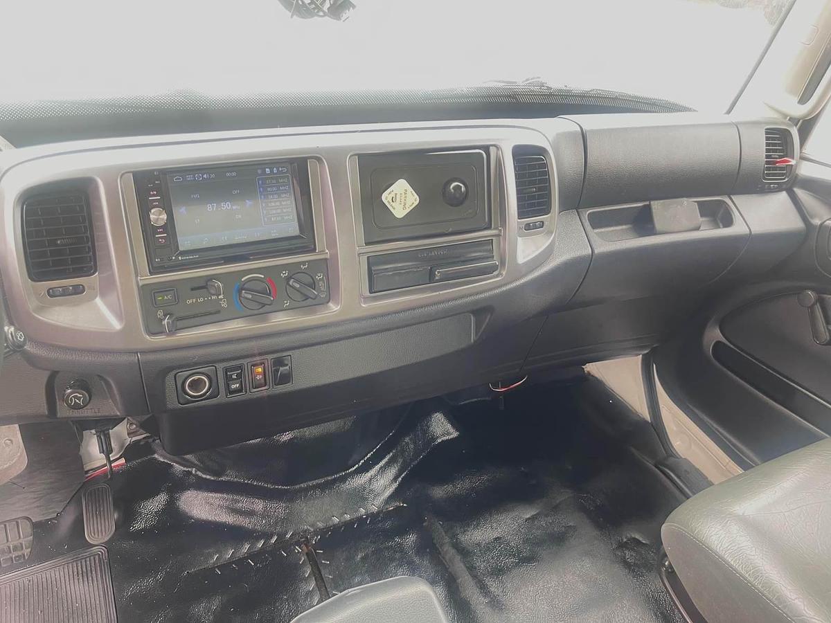 Used 2013 Hino 338 Box Truck