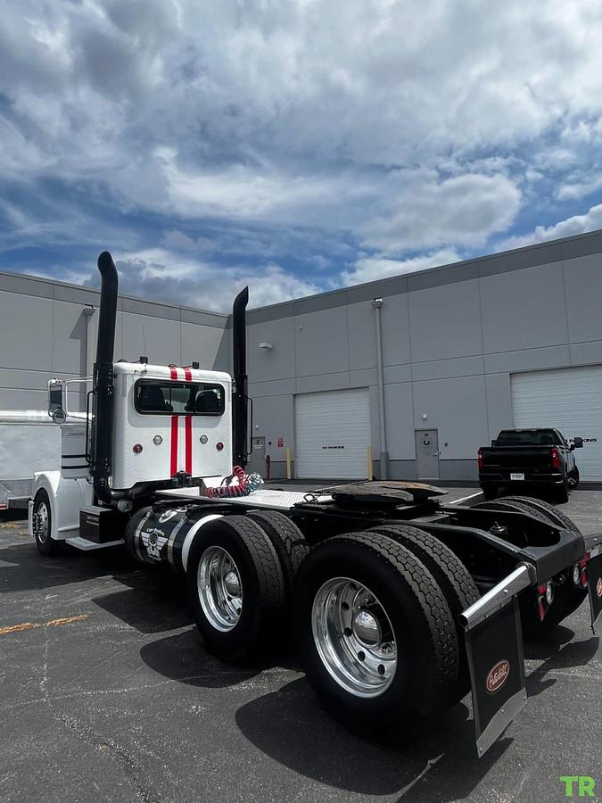 Used 2014 Peterbilt 388