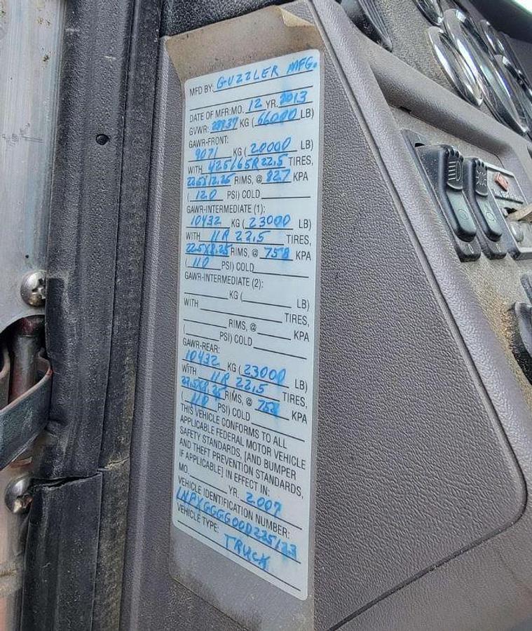 Used 2014 Peterbilt 389 Industrial Tank Truck