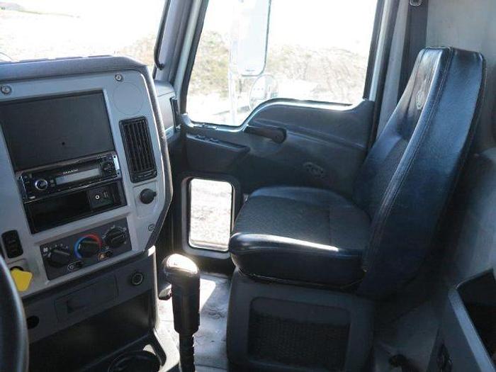 Used 2015 Mack Pinnacle CXU613