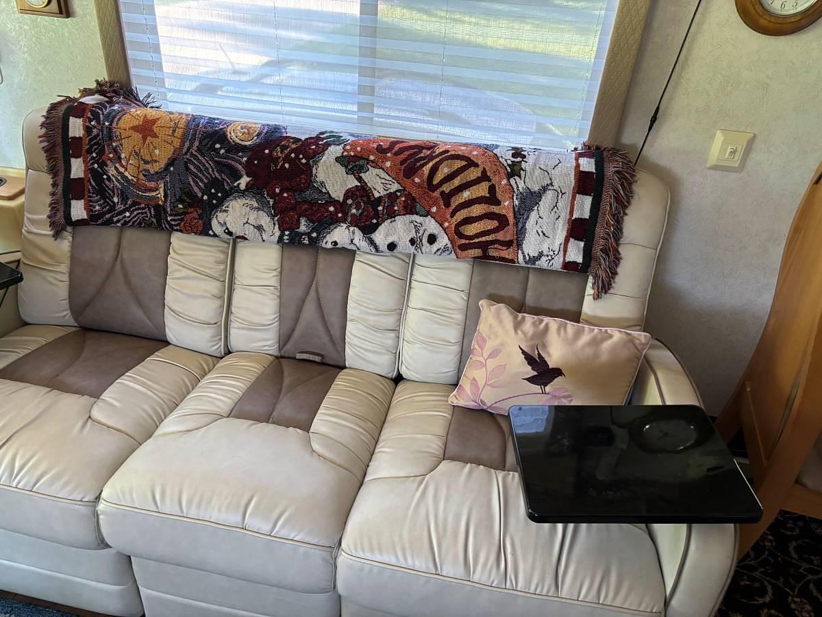 Used 1999 Holiday Rambler Endeavor Class A Motorhome