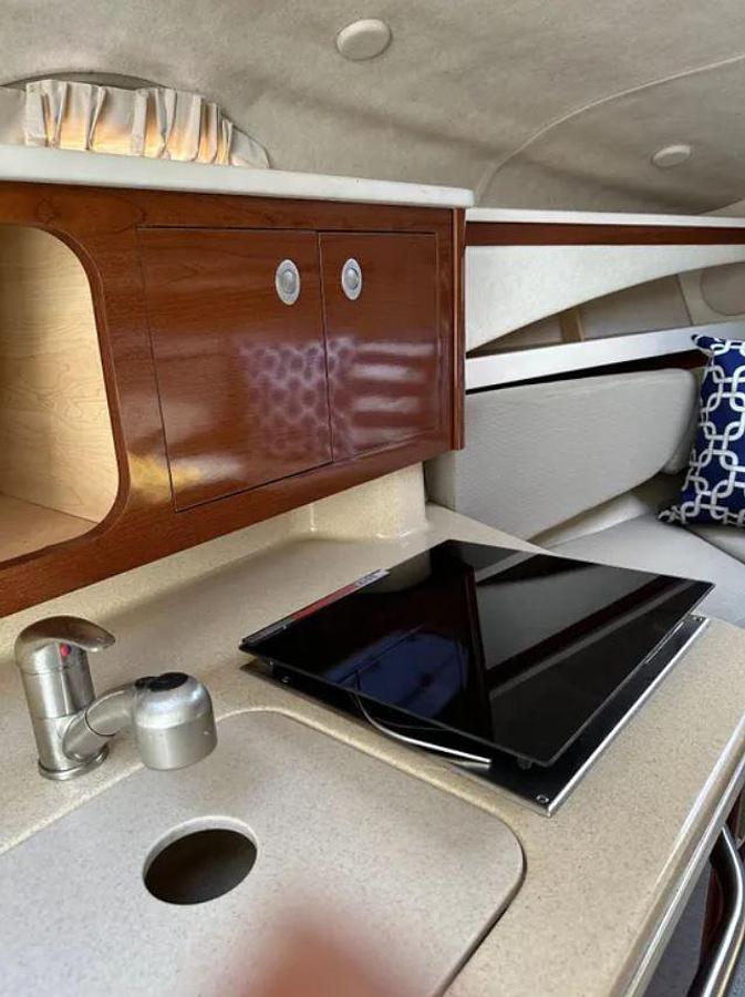 Used 2008 SeaRay Sundancer 260 28’