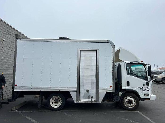 Used 2014 ISUZU NPR Gas Box Van