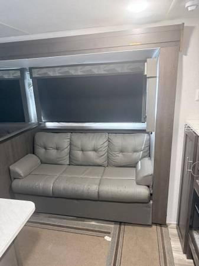Used 2018 Forest River Wildwood X-Lite 263BH XL | Bunkhouse | Outdoor Kitchen | Fireplace | Like New