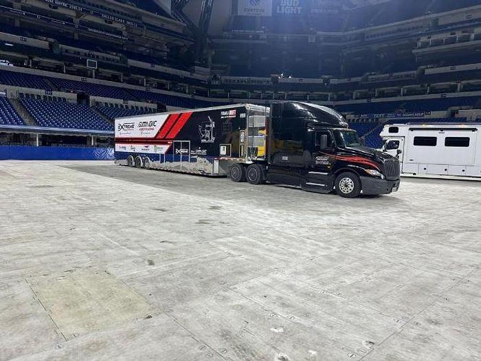 Used 2020 International LT625 2004 53' Stacker Trailer