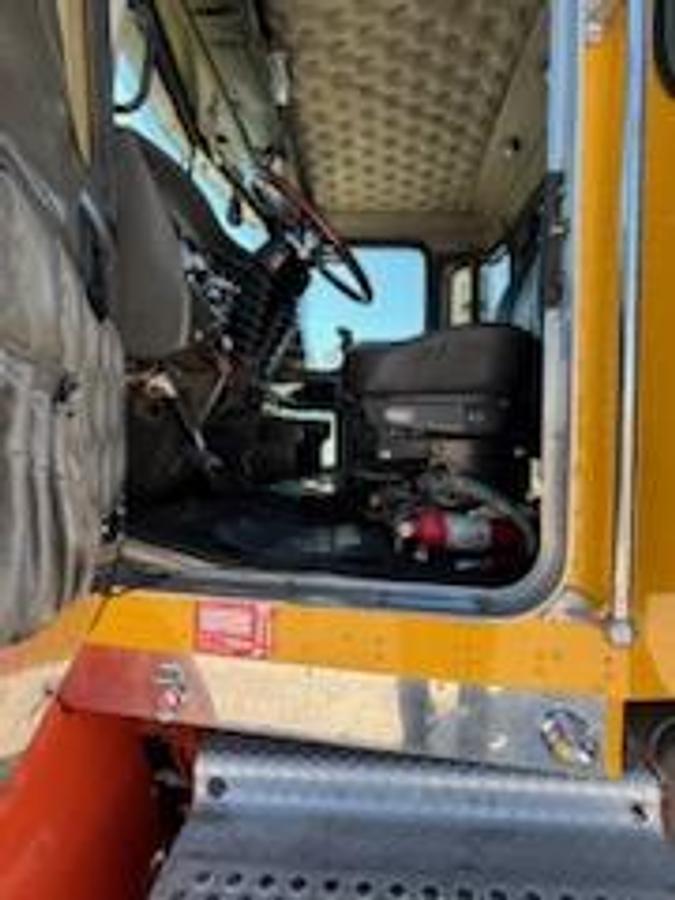 Used 2006 Kenworth T880