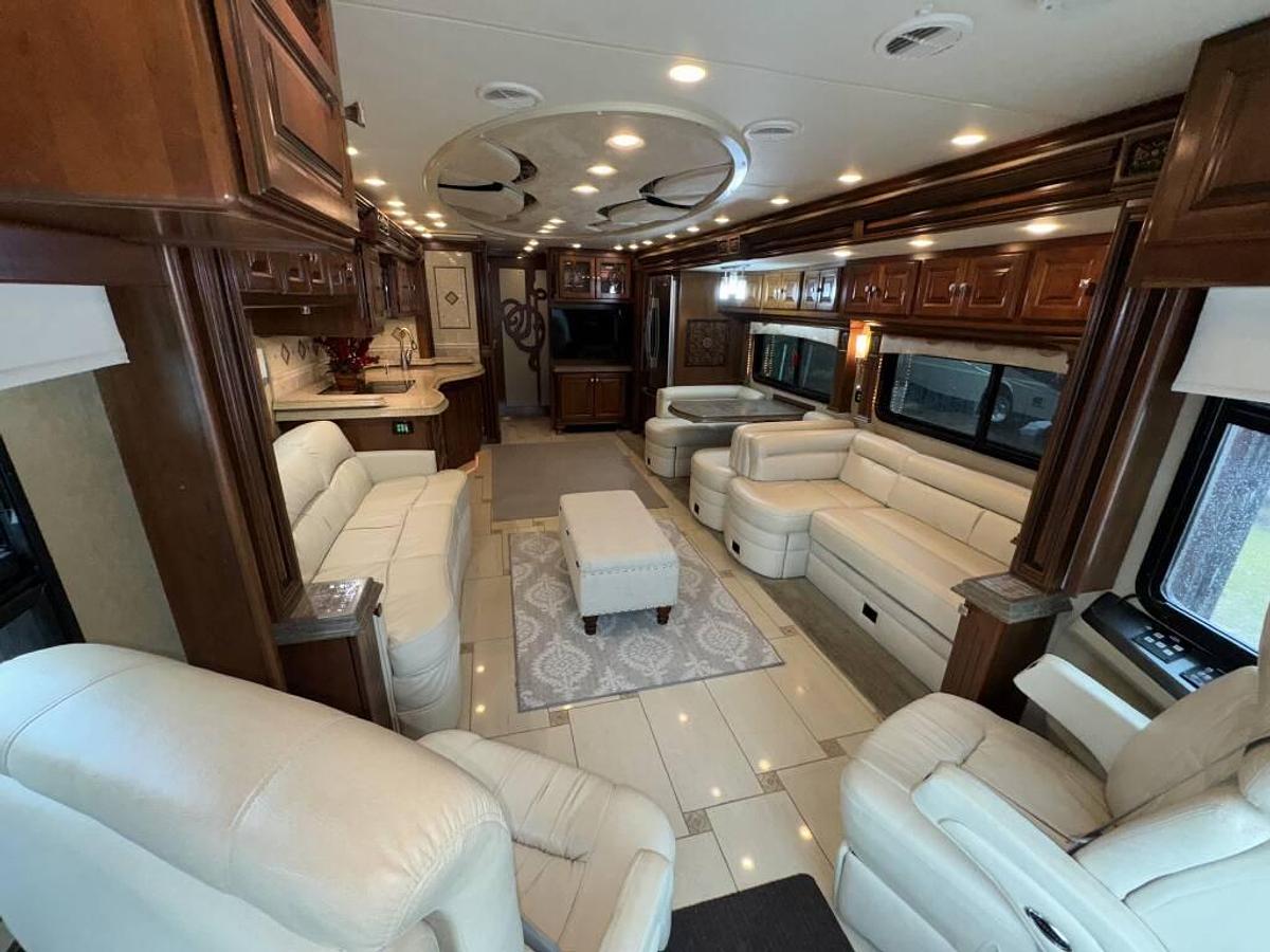 Used 2011 Tiffin Zephyr 45QBZ