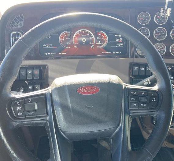 Used 2023 Peterbilt 389