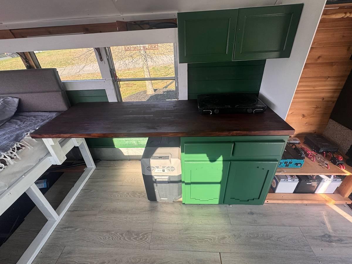 Used 2007 Chevrolet Express 4500 Cutaway