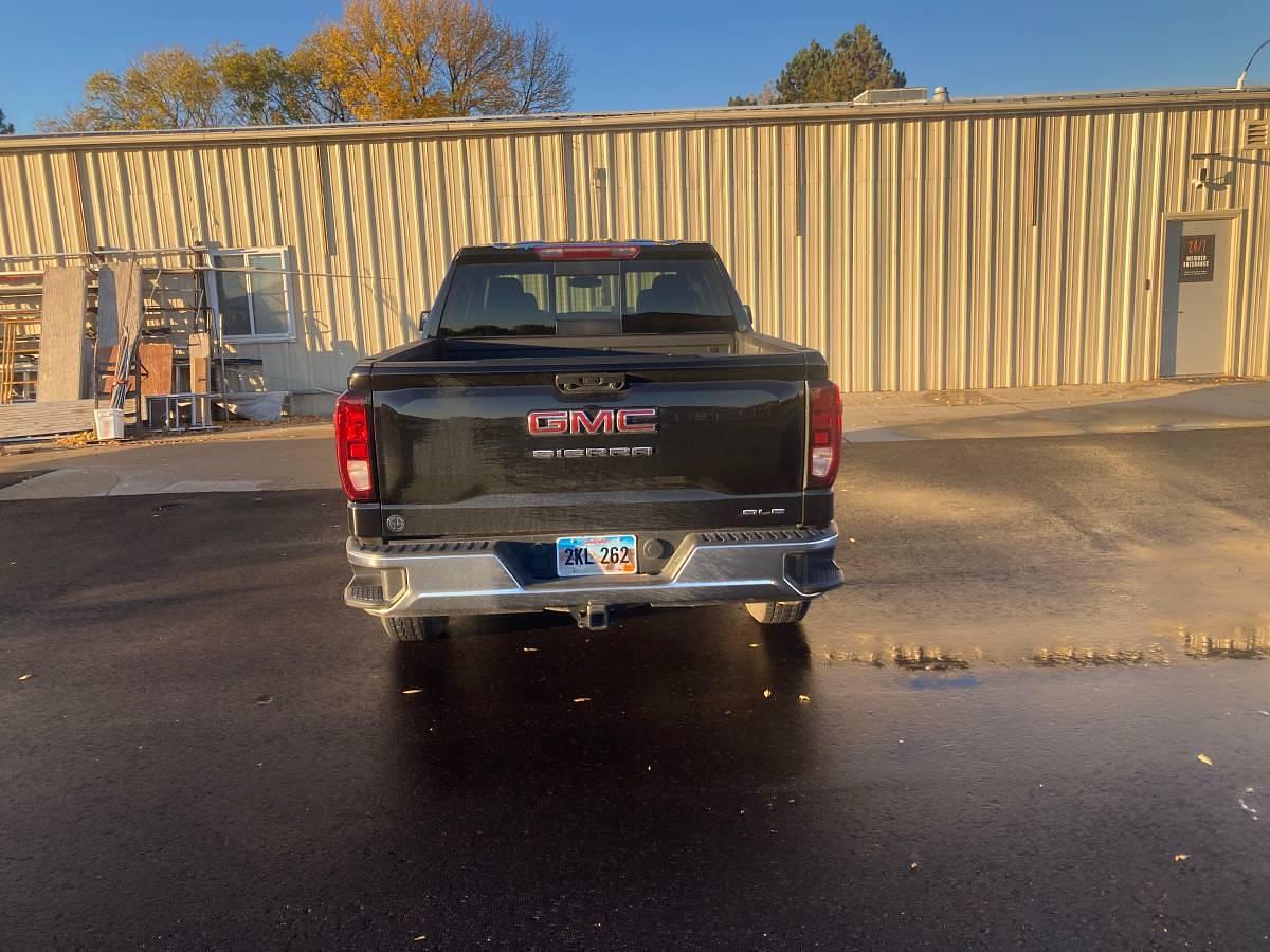 Used 2024 GMC SIERRA 1500 SLE