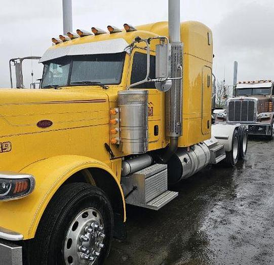 Used 2014 Peterbilt 389