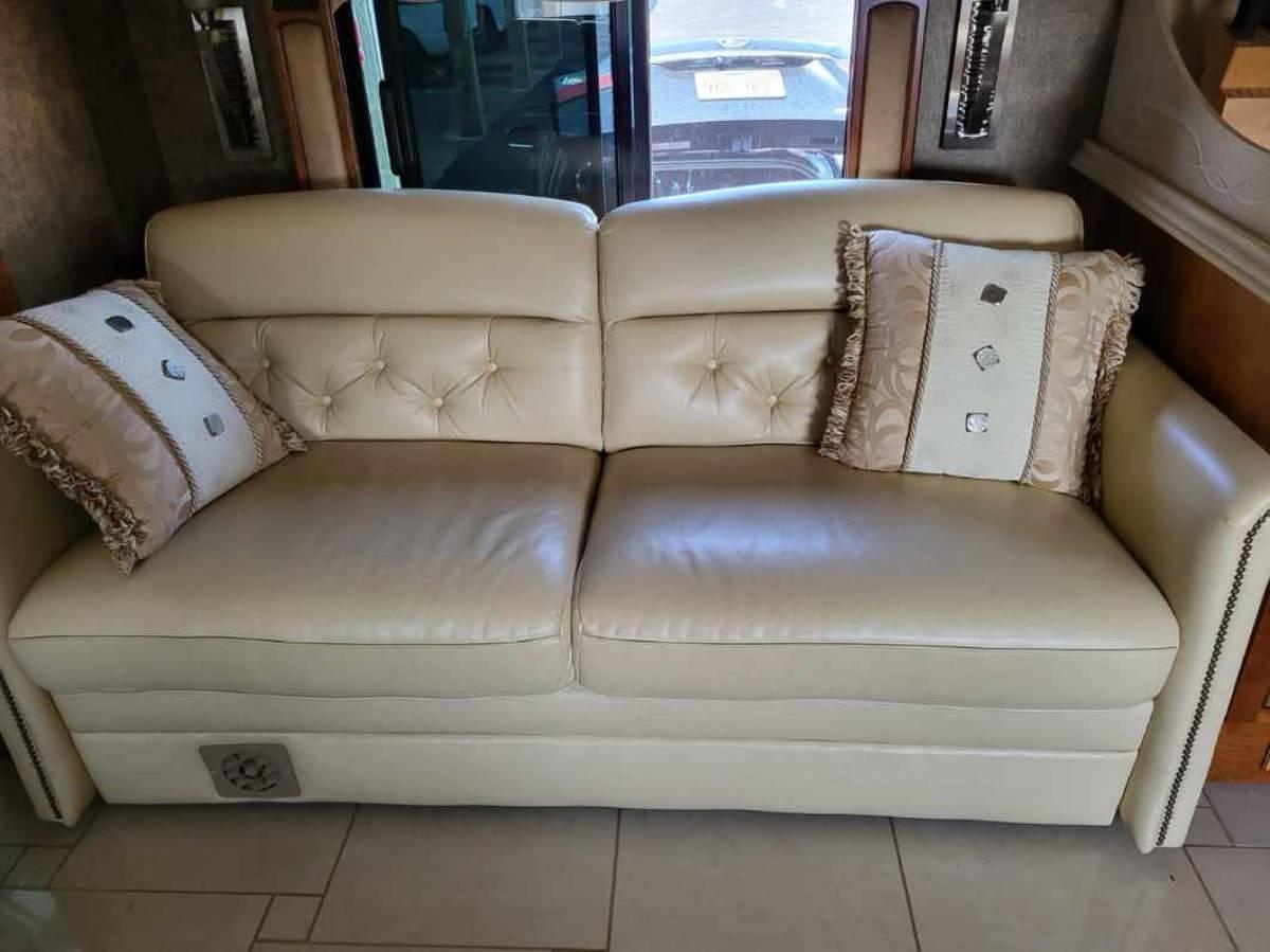 Used 2012 Tiffin Allegro Bus 43QGP