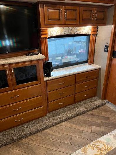 Used 2018 Fleetwood Discovery 38F