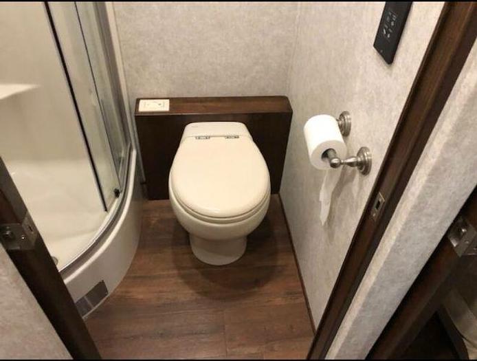 Used 2020 Renegade Verona 36VSB