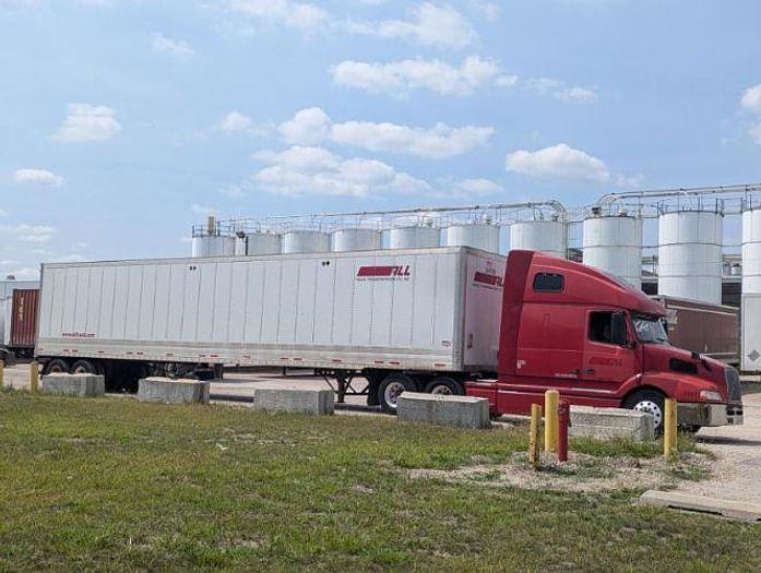 Used 2015 Utility 3000R 53FT Reefer Trailer