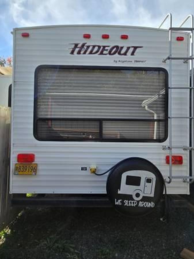 Used 2014 Keystone Hideout 24RLWE Travel Trailer