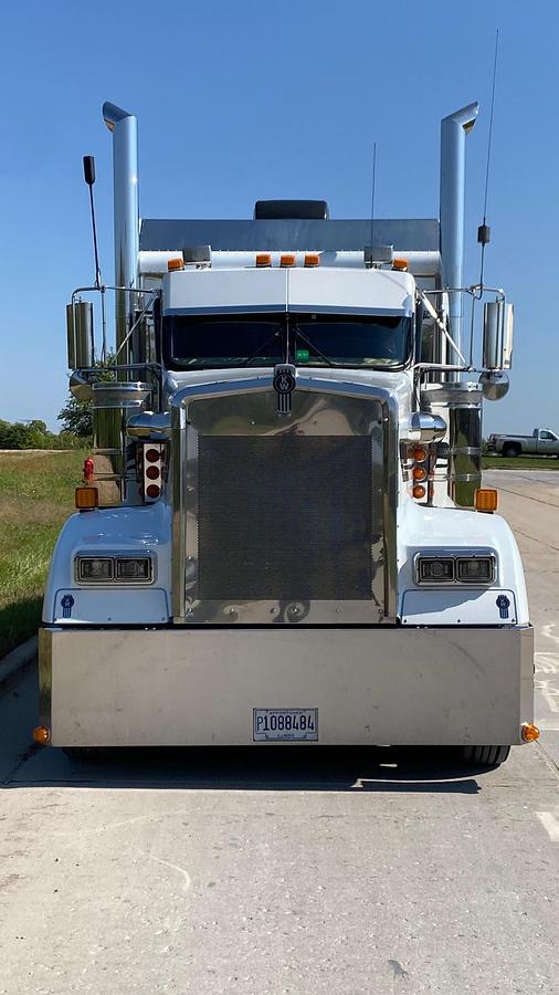 Used 2000 Kenworth W900 Conventional Sleeper Semi