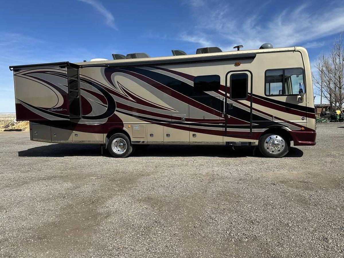Used 2019 Fleetwood Southwind 34C
