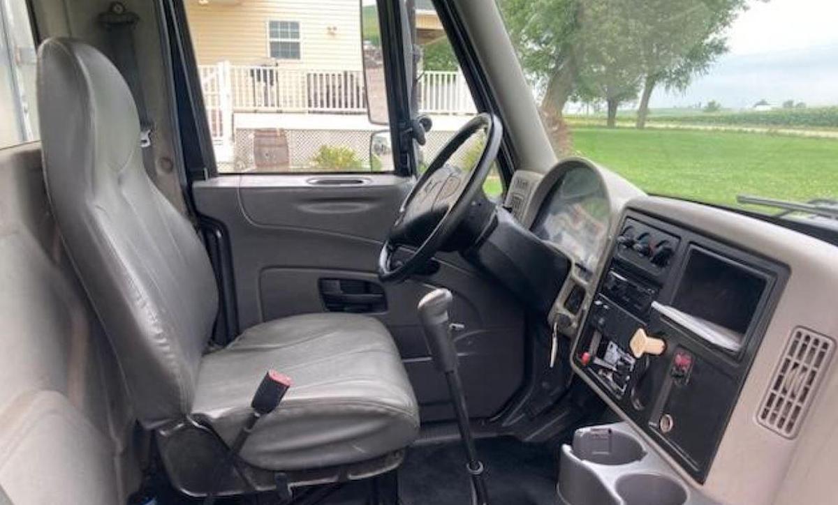 Used 2010 International Durastar 4400