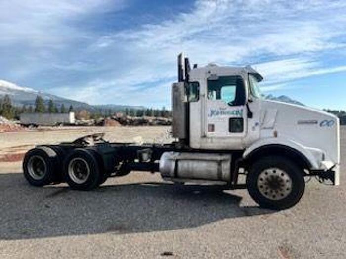 Used 2000 KENWORTH T800