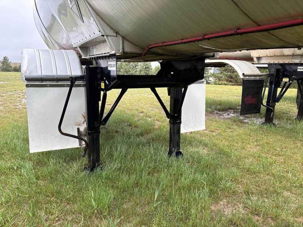 Used 2008 Polar Tank Trailer Asphalt / Hot Oil Tank Trailer