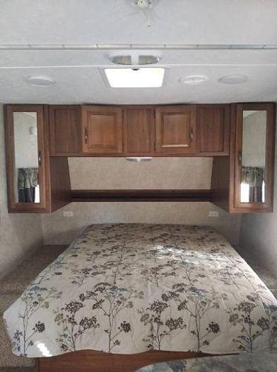 Used 2013 Keystone Cougar 21RBSWE